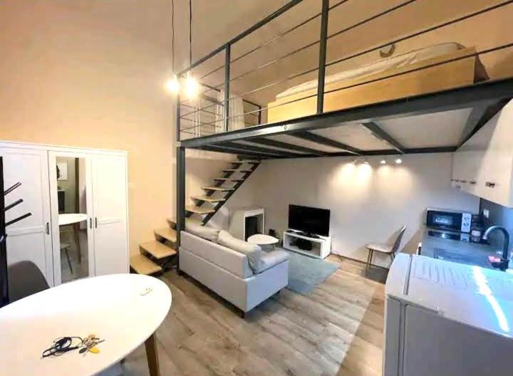 Lovely Urban Retreat - ブダペスト エクステリア 写真